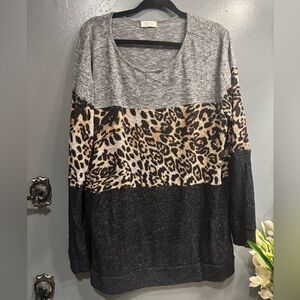 Grey Leopard Print Colorblock Sweater
